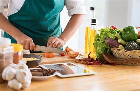 Seni Mengolah Rasa: Lebih dari Sekedar Memasak